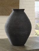 Hannela Vase - Furniture Queen (GA)*