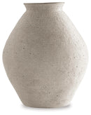 Hannela Vase - Furniture Queen (GA)*