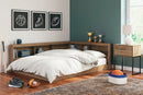 Deanlow Bed - Furniture Queen (GA)*