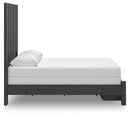 Fraluna Bedroom Set - Furniture Queen (GA)*