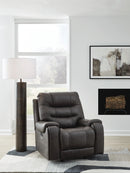 Femley Recliner - Furniture Queen (GA)*