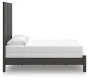 Fraluna Bed - Furniture Queen (GA)*