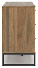 Deanlow Bedroom Package - Furniture Queen (GA)*