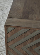 Dreggan Coffee Table - Furniture Queen (GA)*