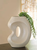 Odion Vase - Furniture Queen (GA)*
