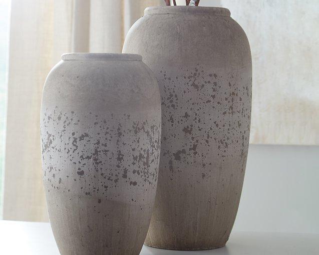 Dimitra Vase (Set of 2)