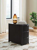 Camdill Chairside End Table - Furniture Queen (GA)*