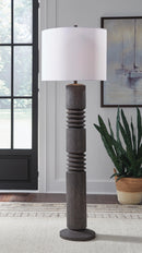 Fainwell Floor Lamp - Furniture Queen (GA)*