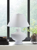Harelwood Table Lamp - Furniture Queen (GA)*