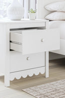 Hallityn Nightstand - Furniture Queen (GA)*